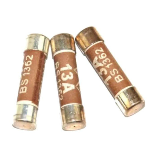 Holt 13amp ceramic fuses, suitable for household and marine applications.
