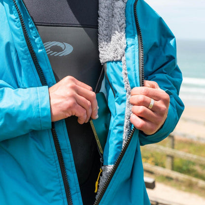 Unisex Hooded Osprey Changing Robe Waterproof & Windproof Teal